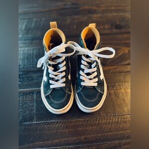 Vans MTE Sk8-Hi Insulated Shoes Boys 12